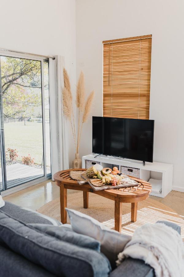 S T U D I O 22 Peaceful Retreat With Garden Views Apartment Port Lincoln Ngoại thất bức ảnh
