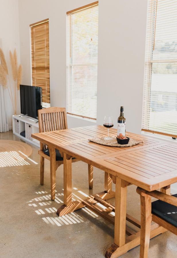 S T U D I O 22 Peaceful Retreat With Garden Views Apartment Port Lincoln Ngoại thất bức ảnh